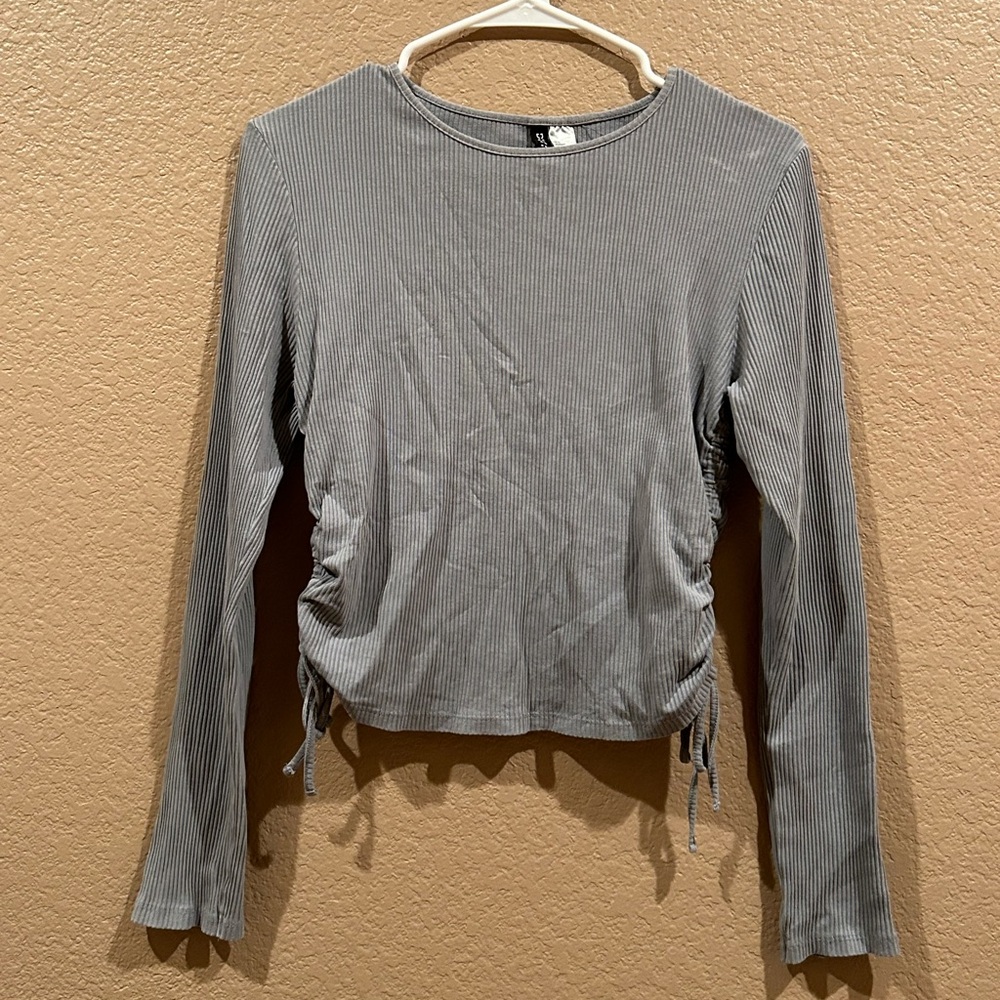 Grey ribbed top